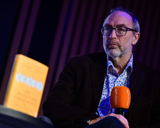 Wikipedia kurucusu Jimmy Wales: Çocuklara sosyal medya yasağı tam bir felaket, utanç verici