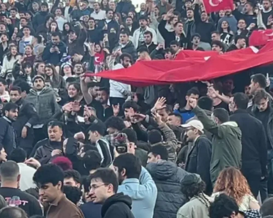 ODTÜ Bahar Şenliği: İlkay Akkaya konserinde arbede