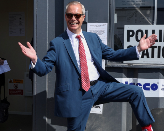 İki partili sistemin enkazından Nigel Farage yükseldi: İngiltere yerel seçimleri siyasi deprem etkisi yarattı