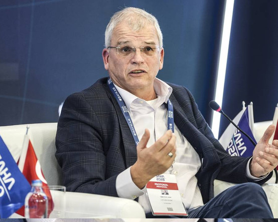 İngiliz ekonomist Timothy Ash: TCMB'nin bu yıl faiz indirmesi zor, TL'nin çökmemesi başarı