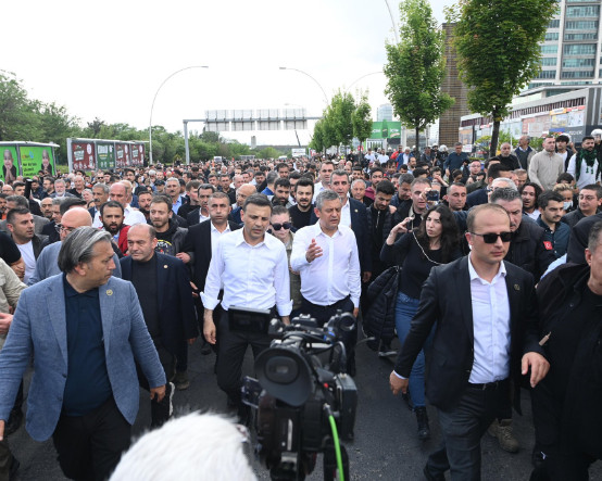 Dünya basını CHP'yi yazdı: Türkiye'de son yılların en dikkat çekici siyasi krizlerinden