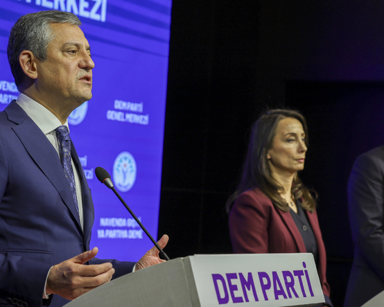 DEM Parti–Özgür Özel görüşmesinde Bakırhan’dan “demokrasi ayıbı” tepkisi