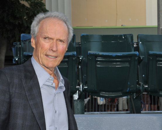 Sinemanın yaşayan efsanesi Clint Eastwood emekli oldu