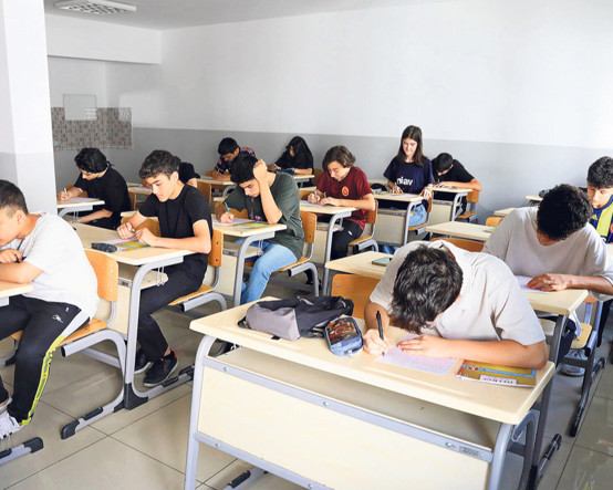 LGS yerleştirmelerinde İstanbul'un zirvedeki 20 lisesi belli oldu
