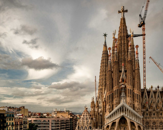 Papa Leo, dünyanın en yüksek kilisesi Sagrada Familia'yı kutsayacak
