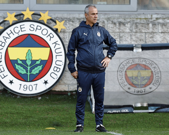 Fenerbahçe'nin yeni teknik direktörü İsmail Kartal oldu