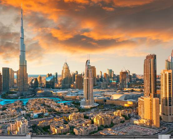 The Guardian: Dubai'de konut fiyatları uçurumdan aşağı yuvarlanıyor