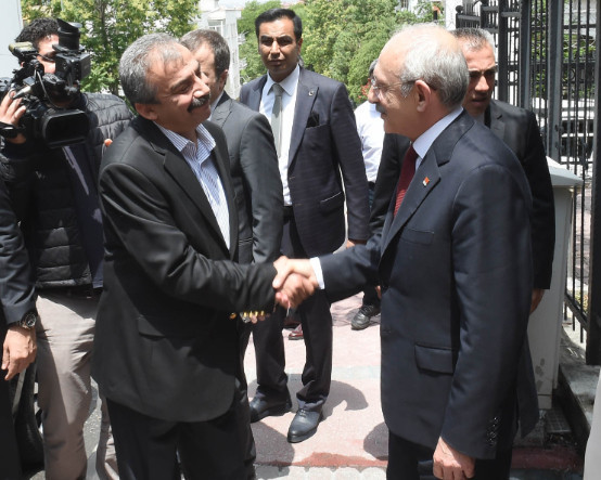 Sırrı Süreyya Önder'in kızından Kılıçdaroğlu'na 'dokunulmazlık' tepkisi: Ahları sizin üzerinizde, iyi hatırlanmayacaksınız