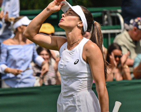 Wimbledon'a teklerde veda eden Zeynep Sönmez: Maç boyunca ritmimi bulamadım, bundan ders çıkarıp yoluma devam edeceğim