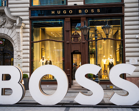 Hugo Boss 2 milyar euroluk devralma teklifine kapı kapattı
