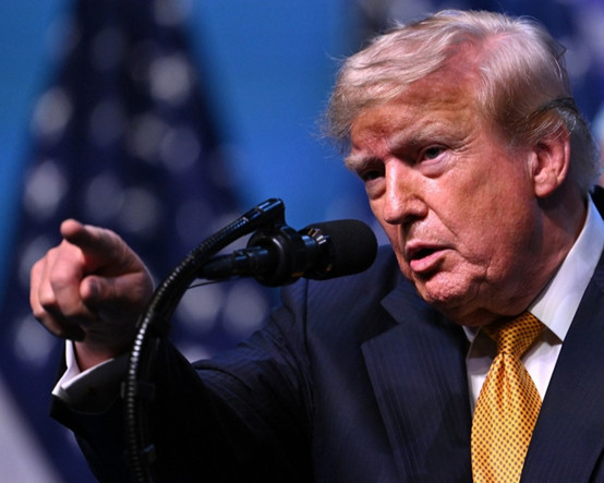 Donald Trump: Hürmüz'ün kontrolünü devralıyoruz, korumak için para isteyeceğiz