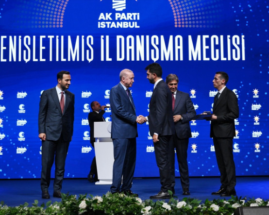 AK Parti'ye geçen Eren Ali Bingöl: Bu kararın merkezinde siyasi ikbalim değil, Tuzla'nın geleceği var