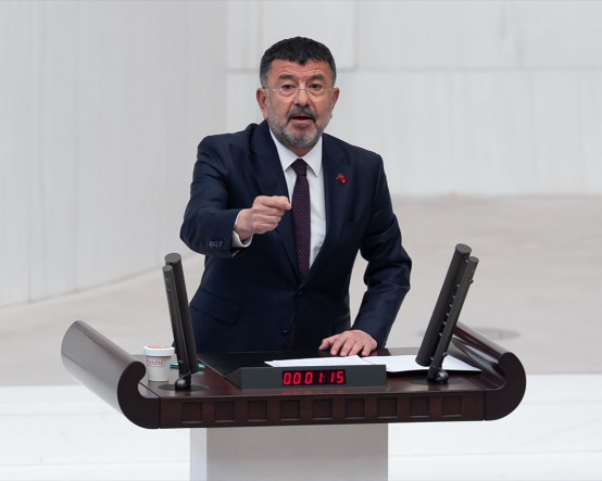 Ağabeyi gözaltına alınan Veli Ağbaba: Hangi ahlakta, dinde, imanda aileye saldırmak var?