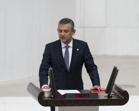 Özgür Özel 'çerçeve yasa' oylaması öncesinde milletvekillerine ne söyledi?