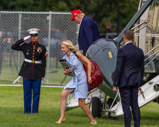 Asistanı Natalie Harp'ın Trump'a gönderdiği mektuplar ortaya çıktı