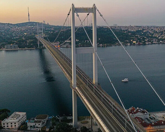 Köprü ve otoyolları özelleştirme kararı yargıya taşındı