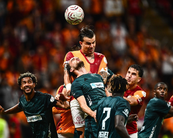 Galatasaray Abdülkerim ile kazandı: Tek golle liderliği geri aldı