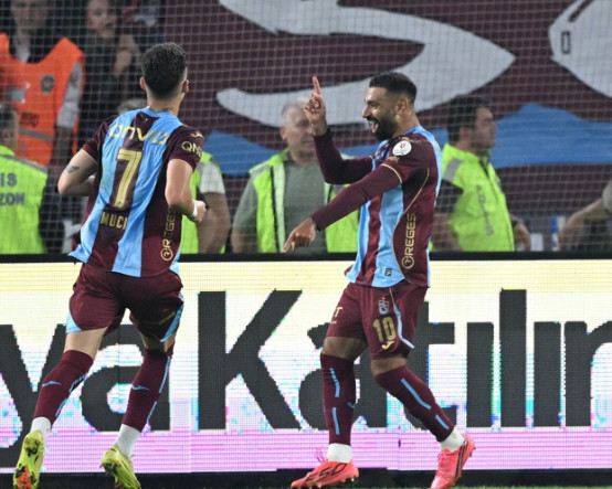 Salah şov yaptı: Trabzonspor, Süper Lig'de Galatasaray'ı 4-0 mağlup etti