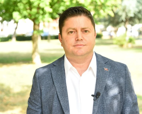 Kadıköy, Sarıyer, Sancaktepe, Konyaaltı, Alanya: CHP'den beş belediye başkanı için kesin ihraç talebi