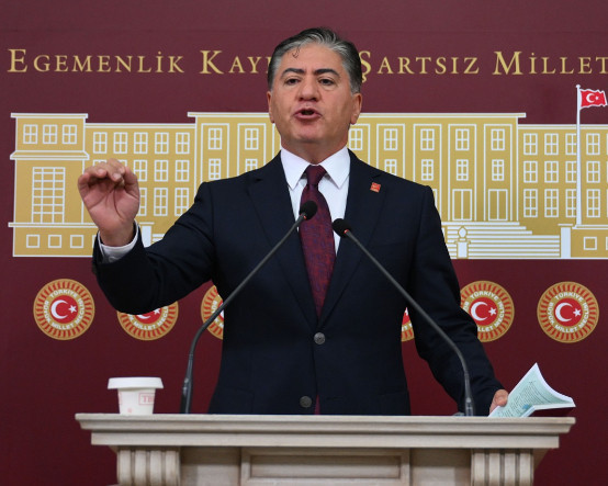 Yeni Partili Emir'den 'fon soruşturması' soruları: 214 kişilik suç konsorsiyumunda kimler var?