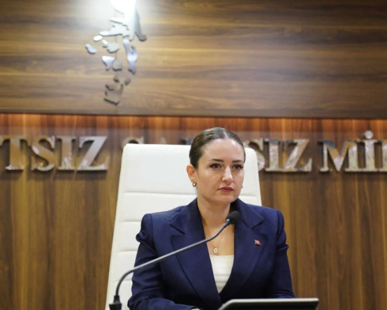 Antalya Büyükşehir Belediye Başkanvekili Özdemir: İddialar artık yorucu, ben CHP çatısı altında siyaset yapıyorum