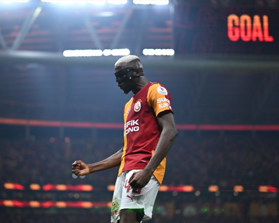 Fenerbahçe'yi 2-1 mağlup etti: Dev derbide kazanan Galatasaray