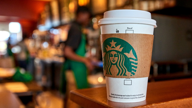 Starbucks daha güler yüzlü baristalara bonus dağıtacak