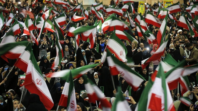 İran'dan AB'ye misilleme: Devrim Muhafızları'nı terör örgütü ilan eden AB ülkelerinin ordularını "terörist" olarak görecek