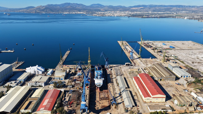 Le Monde: Yunan limanlarında ABD–Çin rekabeti derinleşiyor