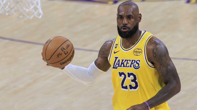 Trump: LeBron James belki de ırkçıdır