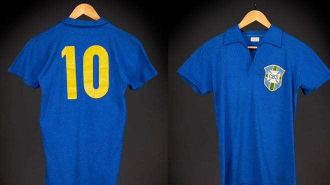 Pele'nin 1958 Dünya Kupası final forması 4,9 milyon dolara satıldı