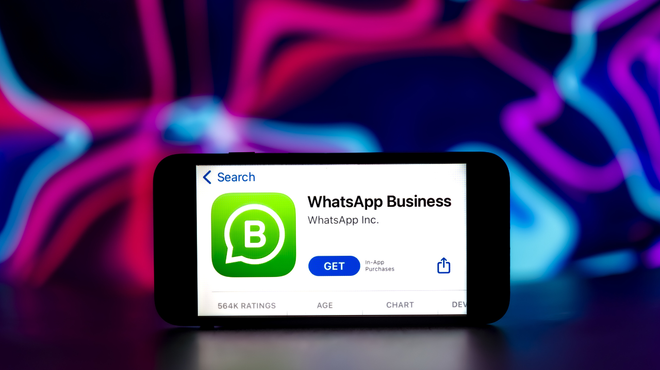 AB'den Meta'ya: WhatsApp'te yapay zeka rakiplerini engellersen önlem alırız