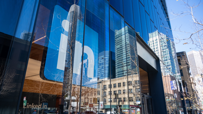 LinkedIn yapay zeka içeriklerine savaş açtı: 'AI çöpü' butonu geliyor