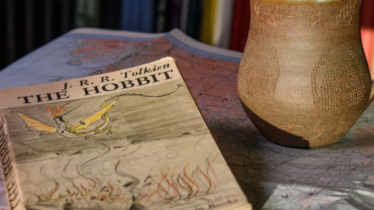 Hobbit'in nadir bulunan ilk baskısı açık artırmada 38 bin sterline satıldı