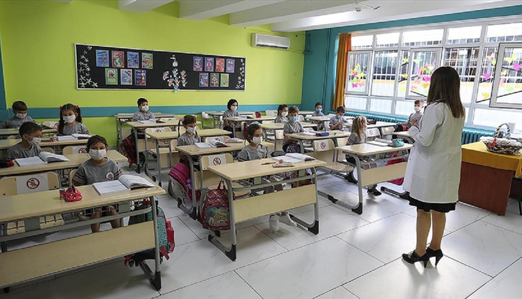 MEB, 100 bin sınıf öğretmenine matematik öğretim eğitimi verecek