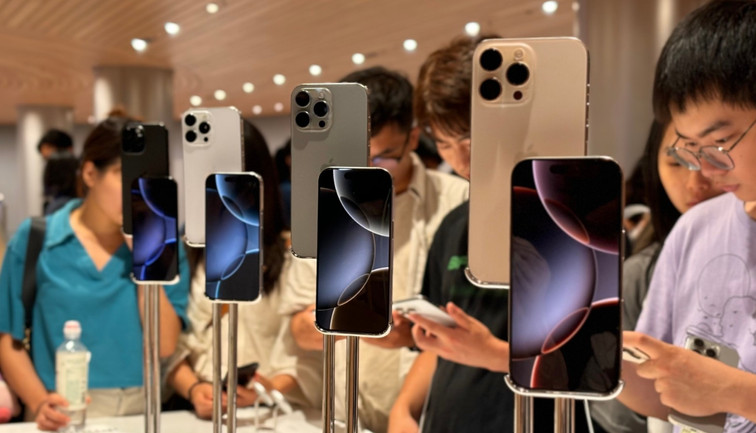 Bellek fiyatlarındaki yükseliş Apple’ı köşeye sıkıştırdı: iPhone fiyatlarına Samsung zammı yolda