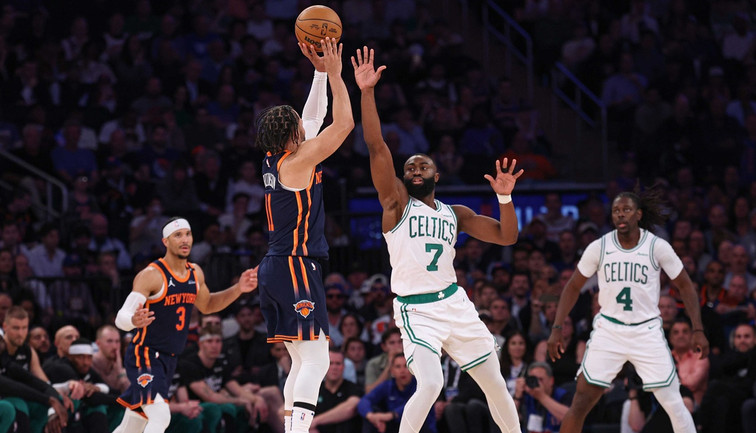 NBA play-off'ları: Knicks, Celtics'i mağlup ederek seriyi 3-1'e getirdi