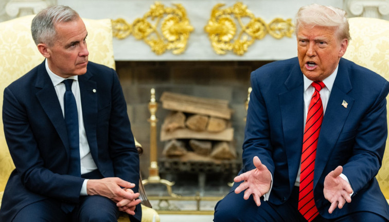 Trump duyurdu: Kanada'ya yönelik otomobil ve kamyon tarifeleri yüzde 50'ye yükselecek