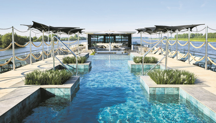 Hangi gemi yolculuğu size göre? Kruvaziyer mi yoksa nehir teknesi mi?