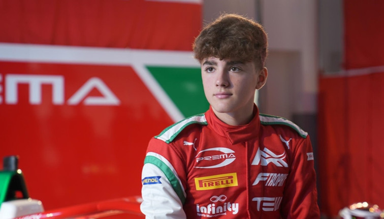 Otomobil sporcusu Alp Aksoy, Formula Trophy'de şampiyon oldu