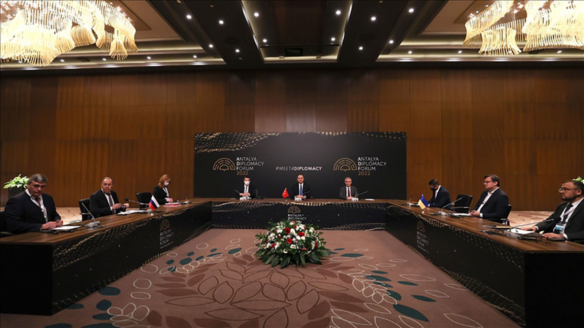 Rusya-Ukrayna-Türkiye üçlü dışişleri bakanları toplantısı sonrası açıklamalar
