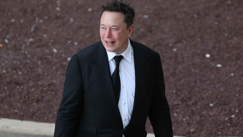 Elon Musk 7 evini 128 milyon dolara sattı