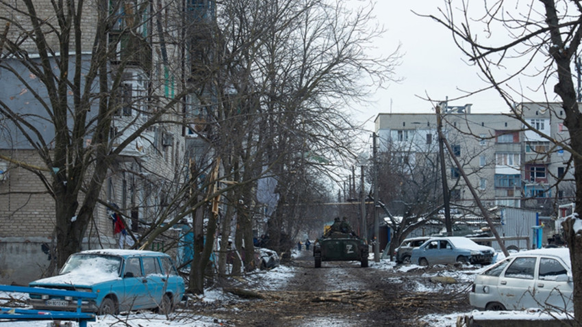 Rusya, Ukrayna'nın Luhansk bölgesinin yüzde 90'ını ele geçirdiğini duyurdu