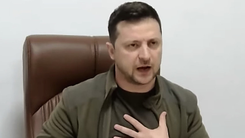 Zelenskiy, bazı Fransız şirketlerin Rusya'yı finanse etmeyi bırakması gerektiğini söyledi