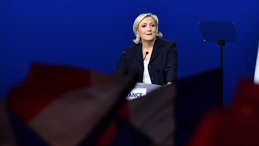 AB'nin yolsuzlukla mücadele kurumu, Fransız cumhurbaşkanı adayı Marine Le Pen'i zimmetine para geçirmekle suçladı
