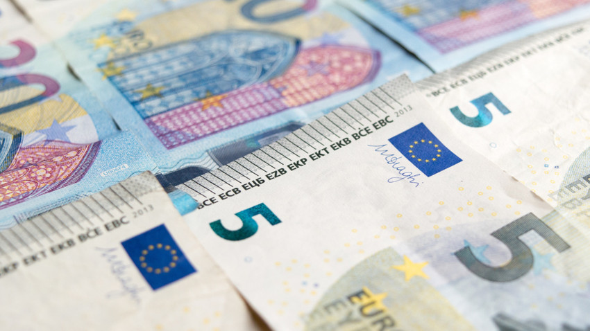 Hırvatistan 2023’te euroya geçiyor