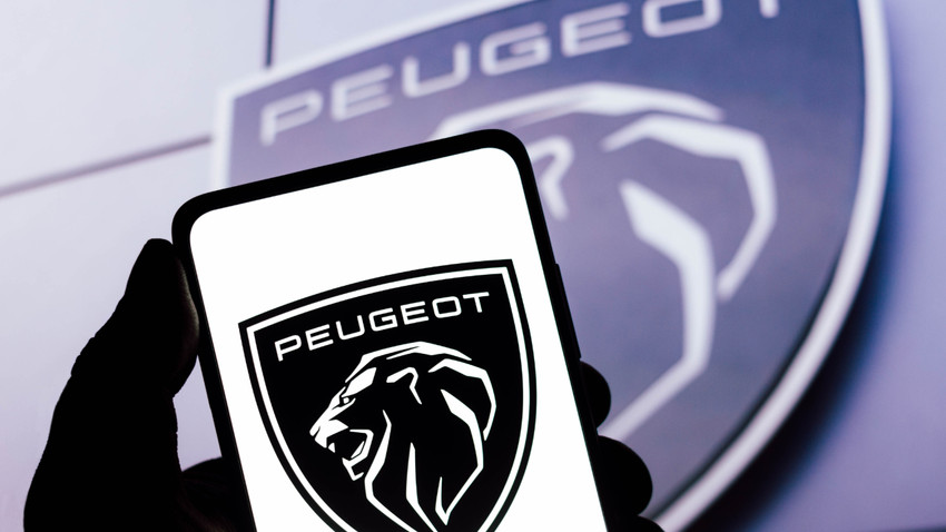 Peugeot'nun yeni logosunda radar teknolojisi