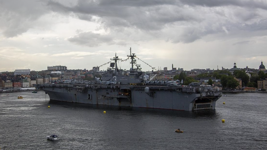 Baltık Denizi'nde NATO tatbikatına katılacak gemiler Stockholm'de