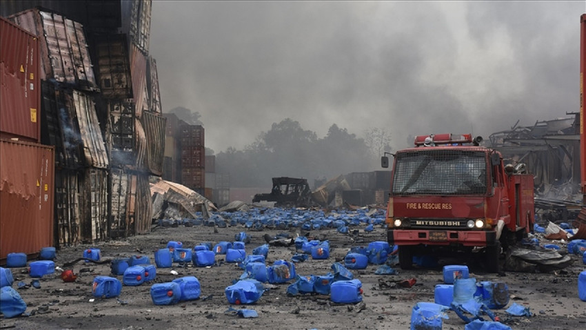 Bangladeş'te kimyasal dolu konteyner deposundaki patlama sonucu 28 kişi öldü