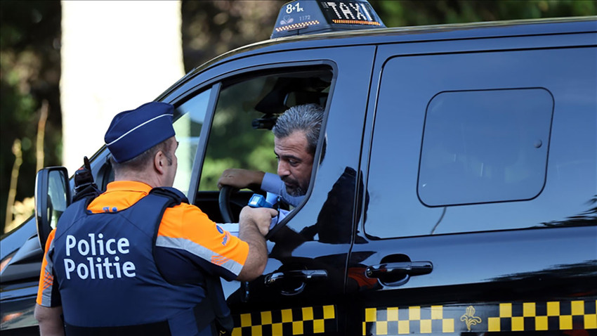 Brüksel'de kamuya açık alanlarda alkol yasağına yenisi eklendi